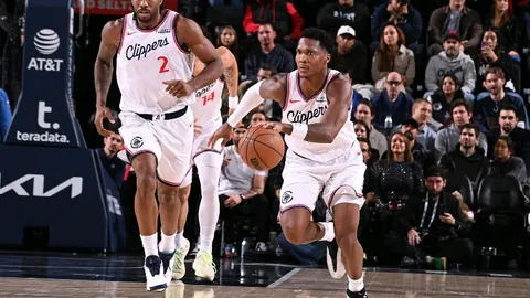 中超赛场奇观迭出，足协意外成幕后英雄？本赛季罕见景象引观众赞叹！